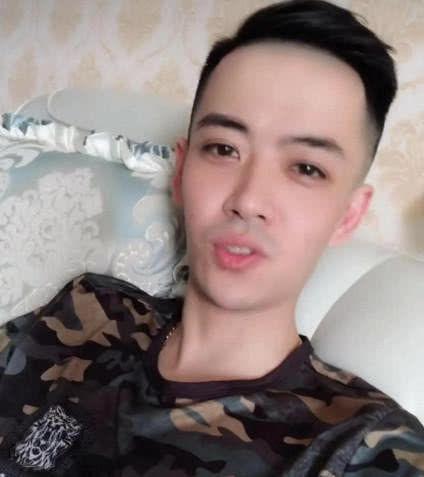 快手有钱网红,揭秘网络红人的财富密码